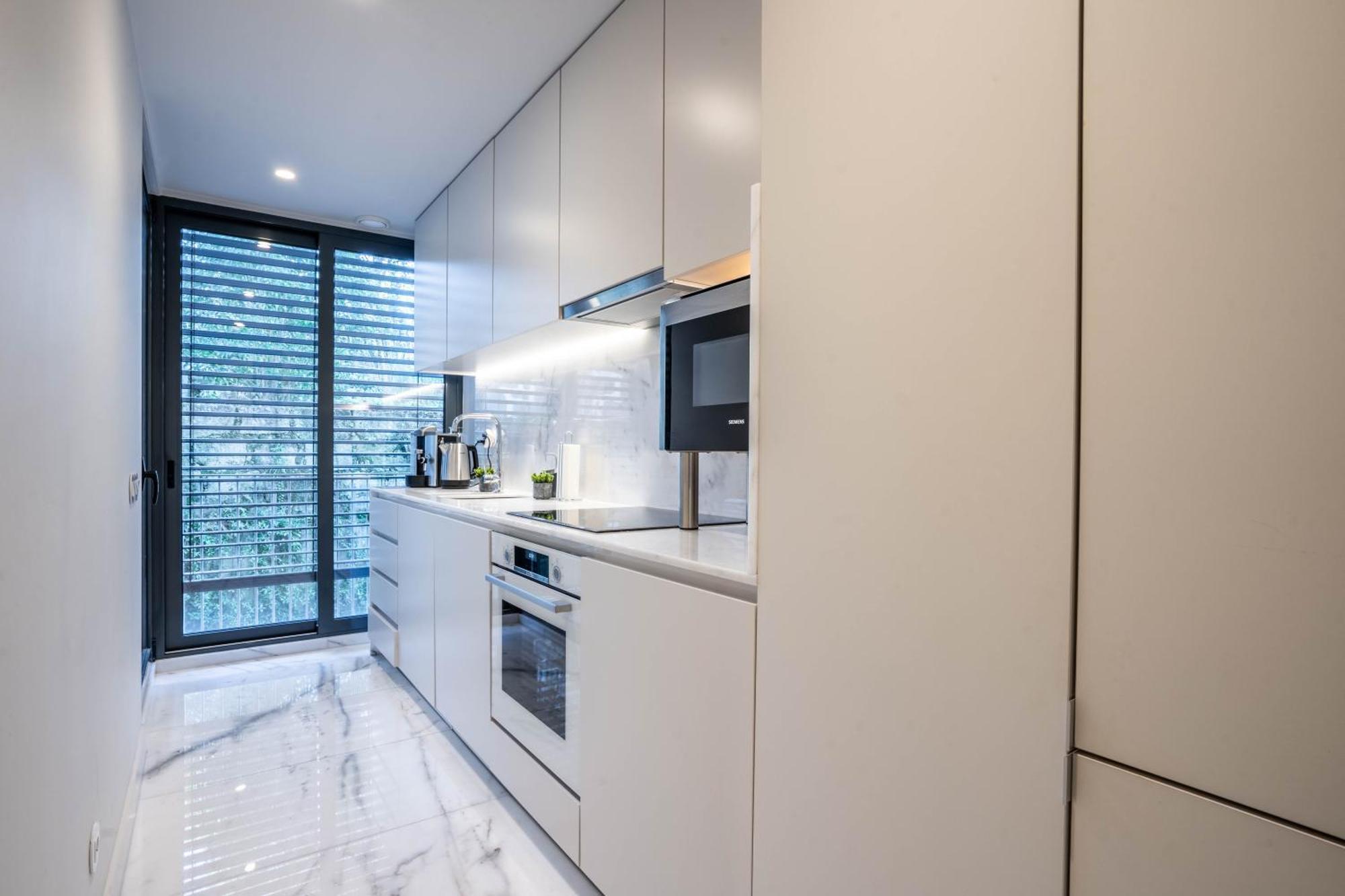 Primrose 1Br Delight W Parking By Lovelystay Porto Ngoại thất bức ảnh